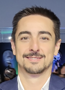 Foto do Fundador Adriano Guerra